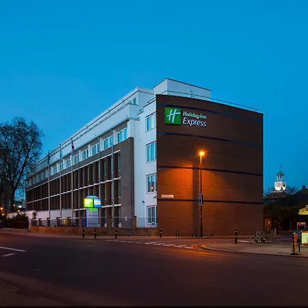 Holiday Inn Express London - Vauxhall Nine Elms, An Ihg Hotel-2